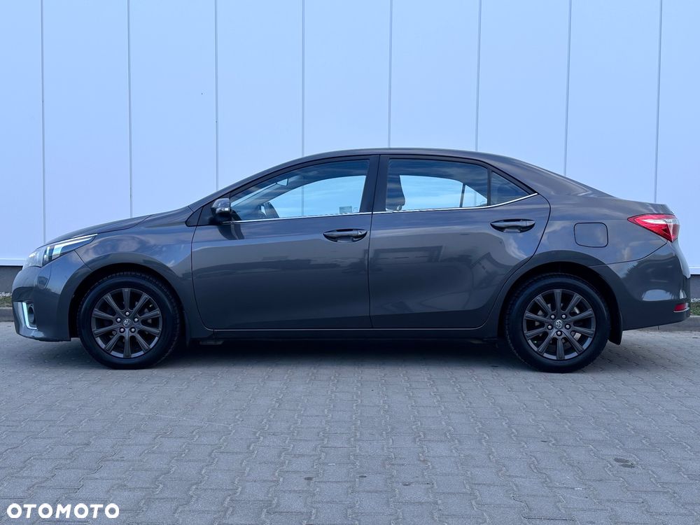 Toyota Corolla - 5