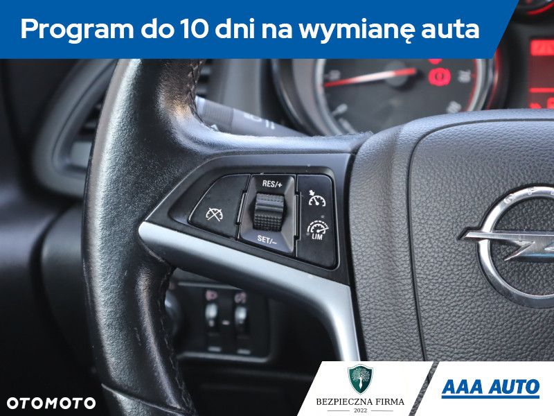 Opel Astra - 19