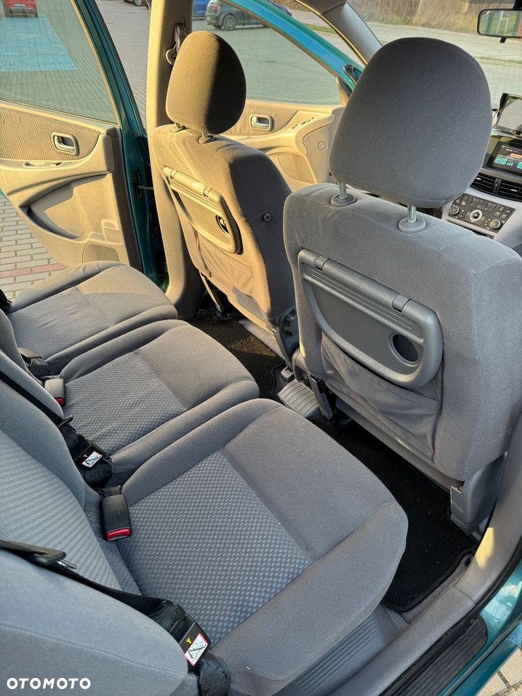 Nissan Almera Tino 1.8 Acenta - 14