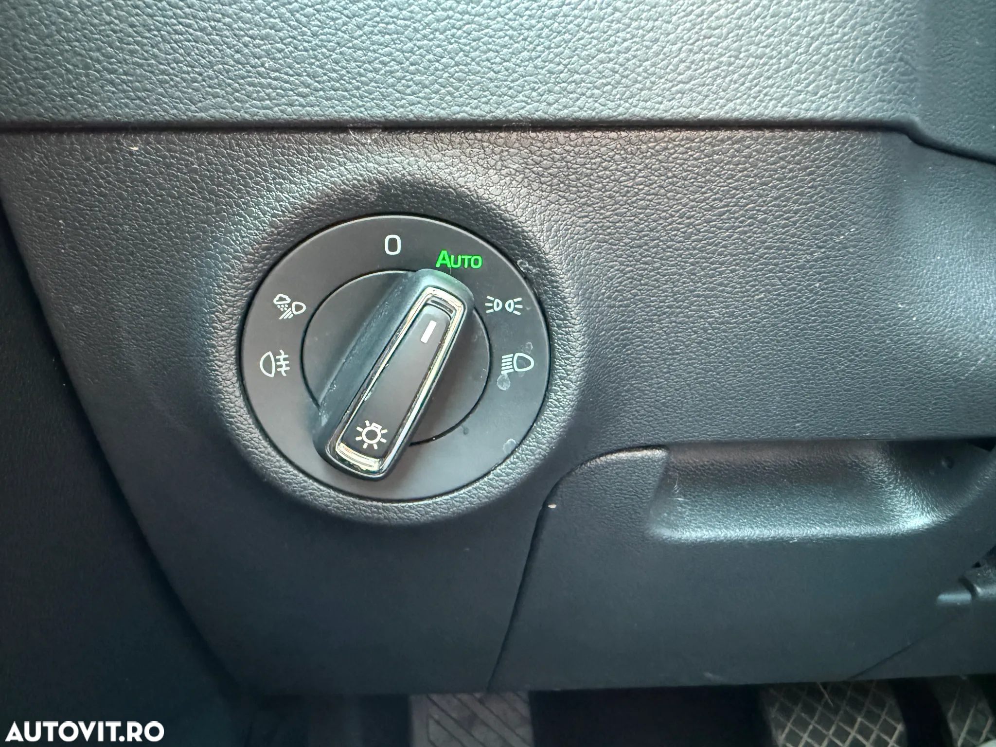Skoda Karoq 2.0 TDI DSG Ambition - 13