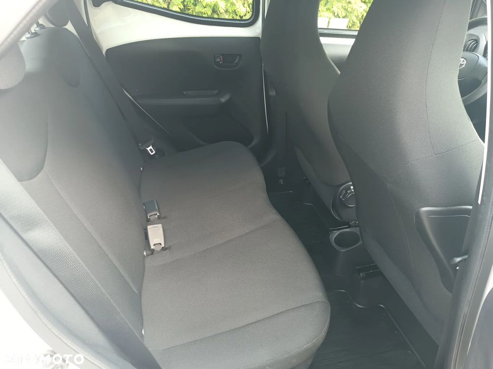 Toyota Aygo 1.0 VVT-i Black Edition - 14