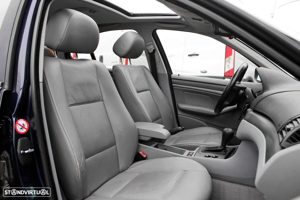 BMW 320 dA Sport - 18