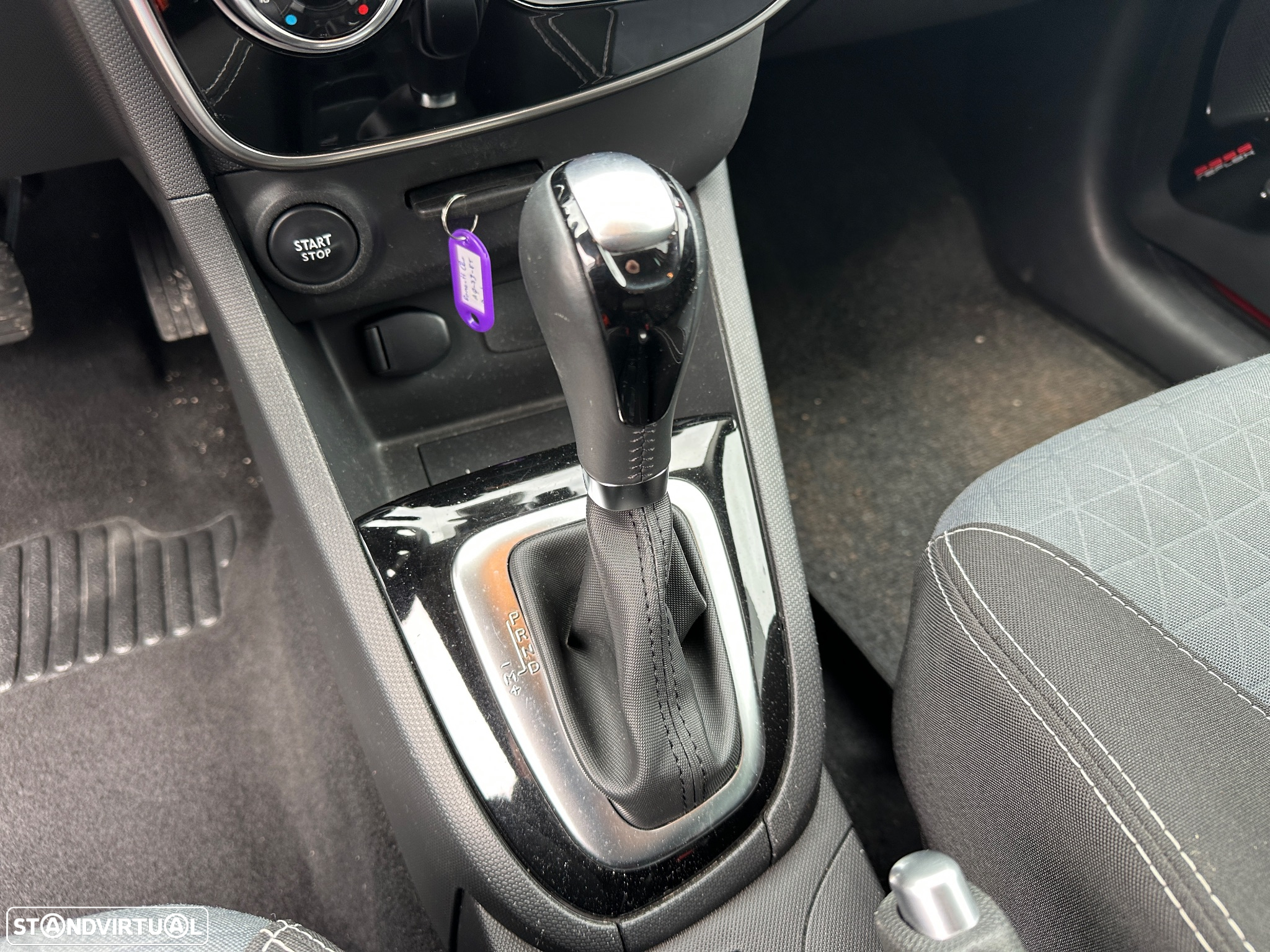 Renault Clio Sport Tourer 1.2 TCE GT EDC - 18