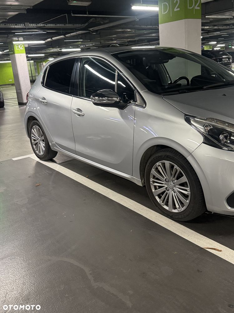 Peugeot 2008 - 4