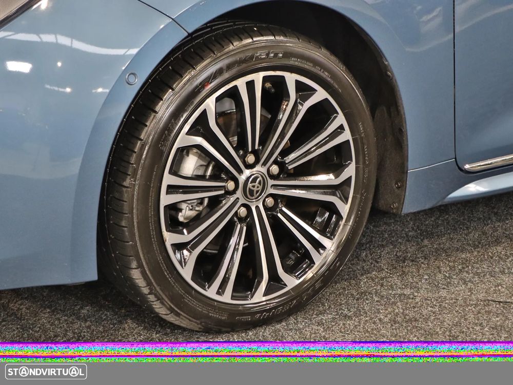 Toyota Corolla 1.8 Hybrid Exclusive - 13