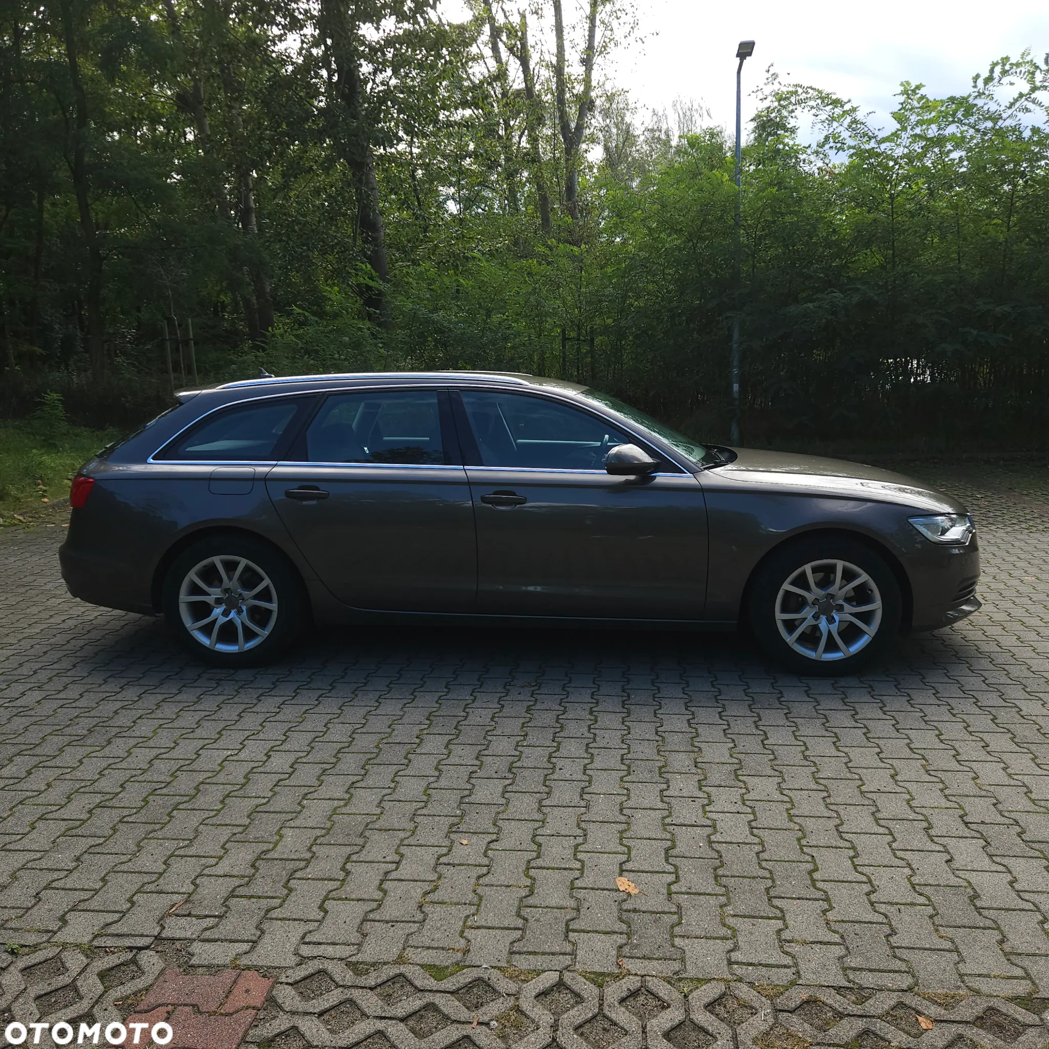 Audi A6 Avant 2.0 TDI ultra S tronic - 5