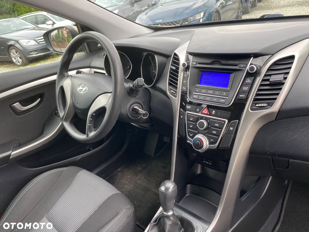 Hyundai i30 1.4 Fifa World Cup Edition - 24