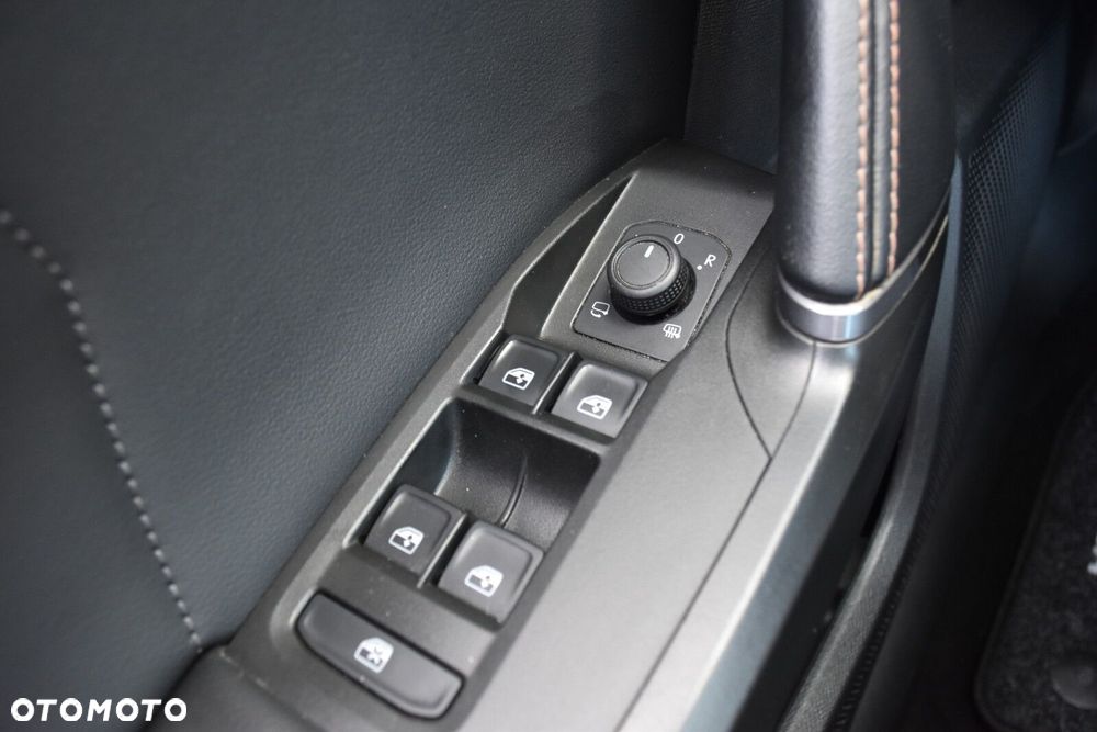 Cupra Formentor 1.4 e-Hybrid DSG - 25
