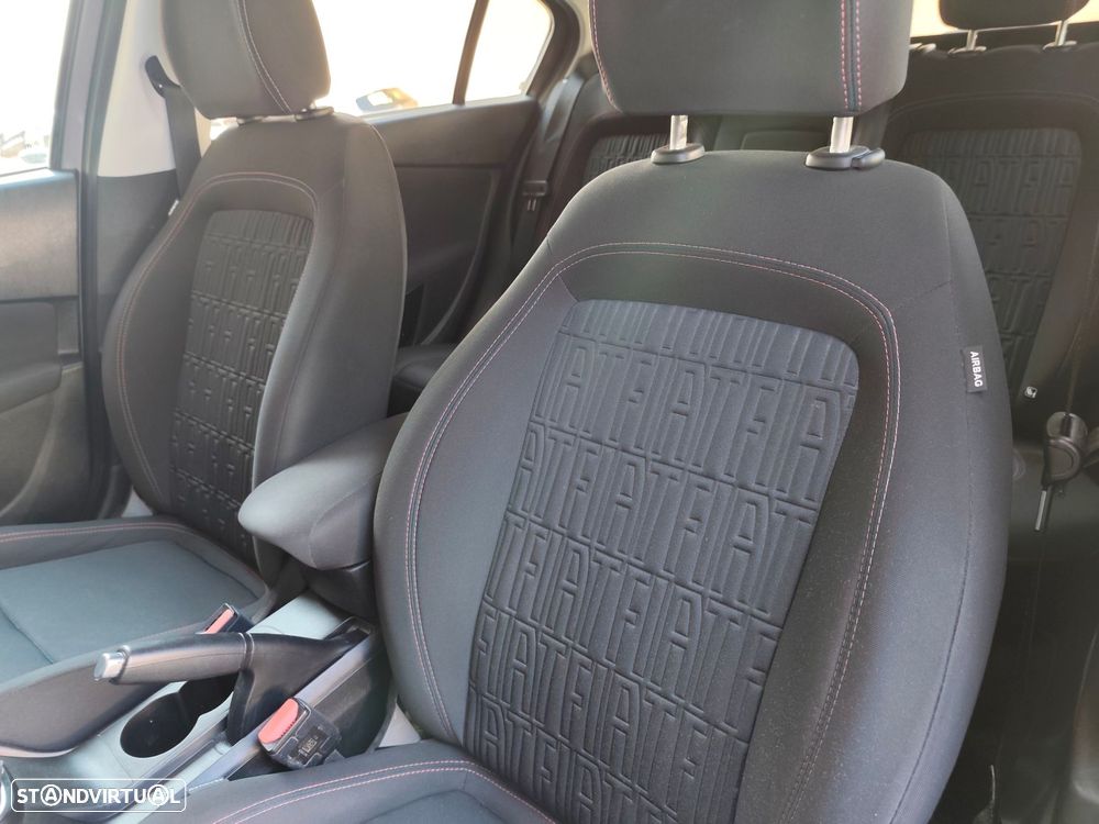 Fiat Tipo Cross 1.0 GSE T3 - 22