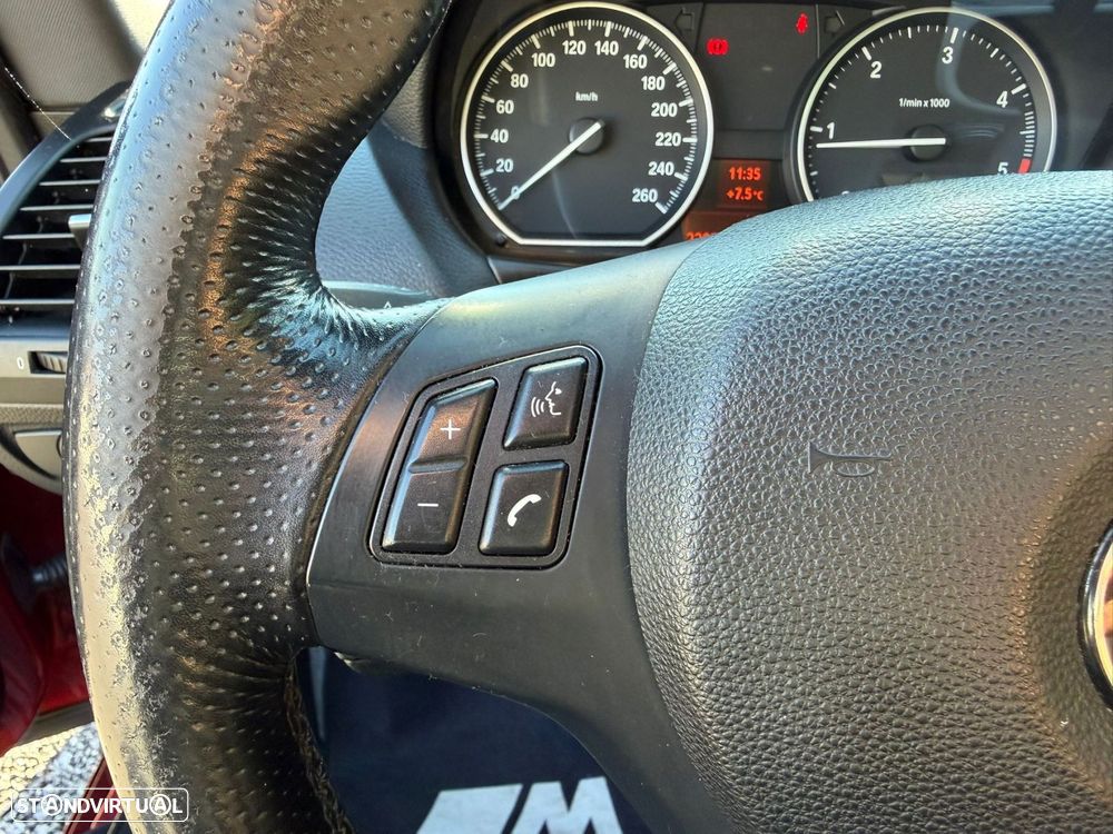 BMW 120 d Pack M - 19