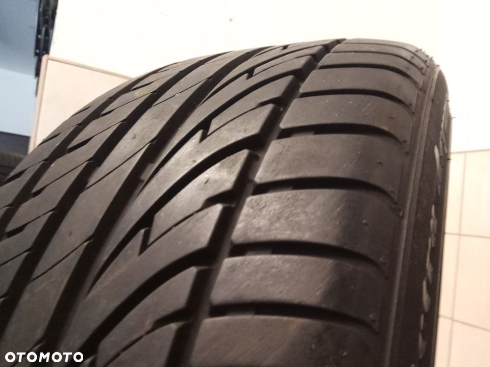 ZR18 235/40 95W Maxxis Victra Asymmet M35 7,5mm - 2