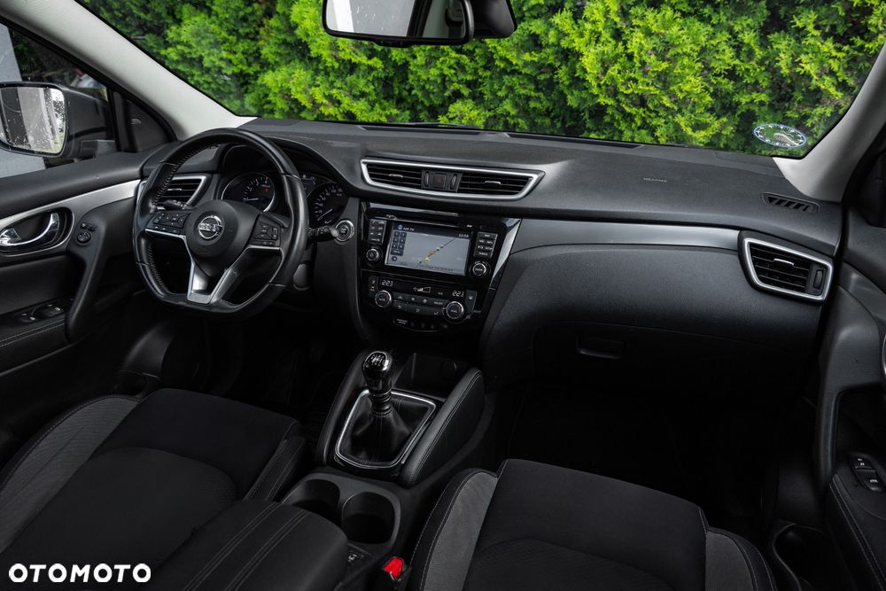 Nissan Qashqai 1.2 DIG-T N-Connecta - 19