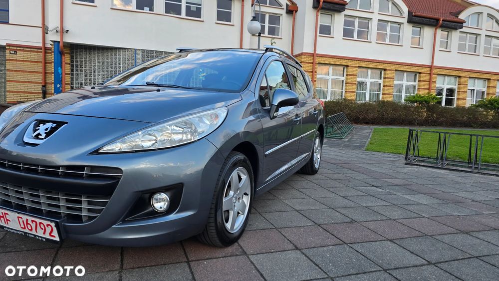 Peugeot 207 - 32