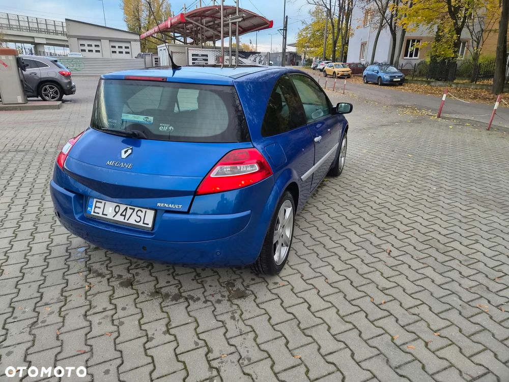 Renault Megane 2.0 16V Dynamique - 4