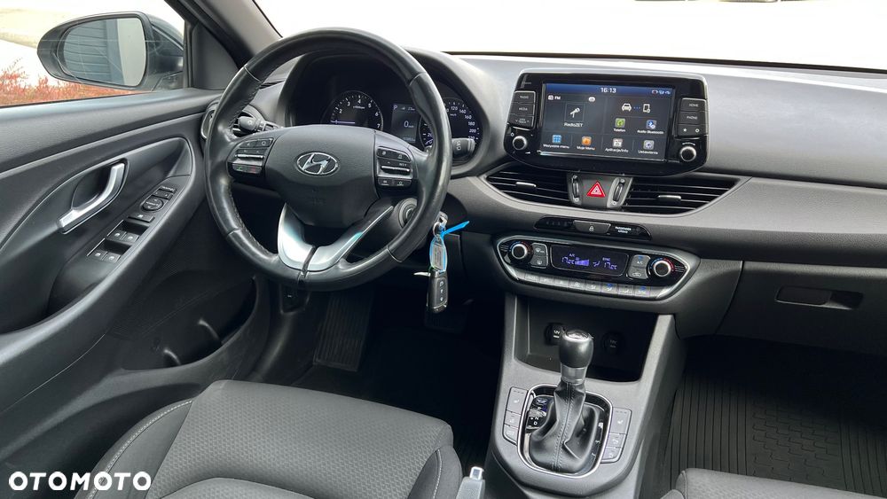 Hyundai i30 1.4 T-GDI Comfort DCT - 10