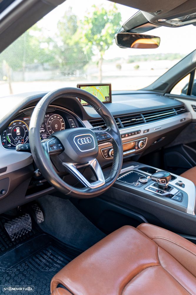 Audi Q7 3.0 TDI E-tron quattro S-line Tiptronic - 19