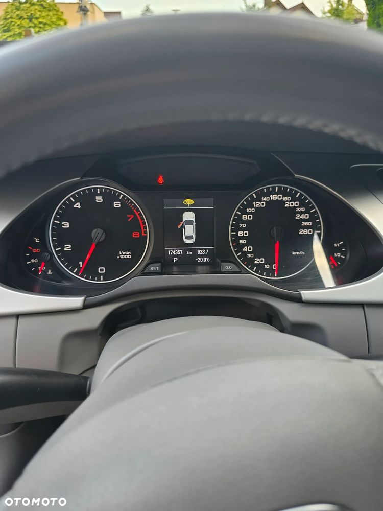 Audi A4 Limousine - 13