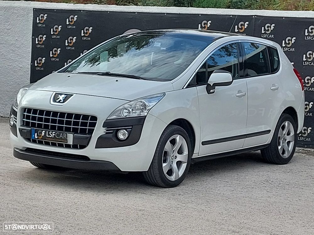 Peugeot 3008 1.6 e-HDi Executive CMP6 - 1