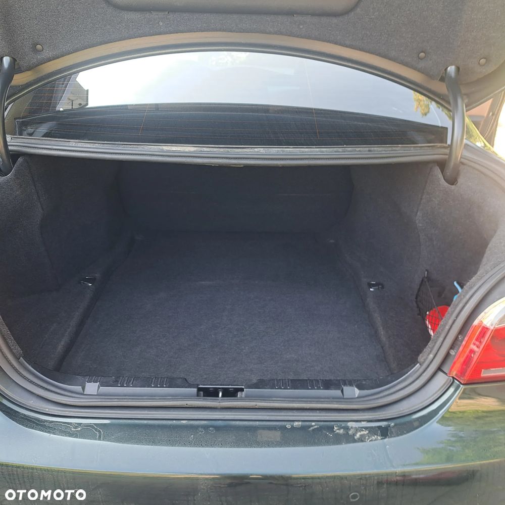 BMW Seria 5 520d - 12