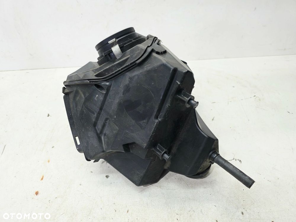 OBUDOWA FILTRA POWIETRZA AUDI A4 S4 B8 A5 S5 8T 2.0 3.0 TFSI 8K0133837P - 8