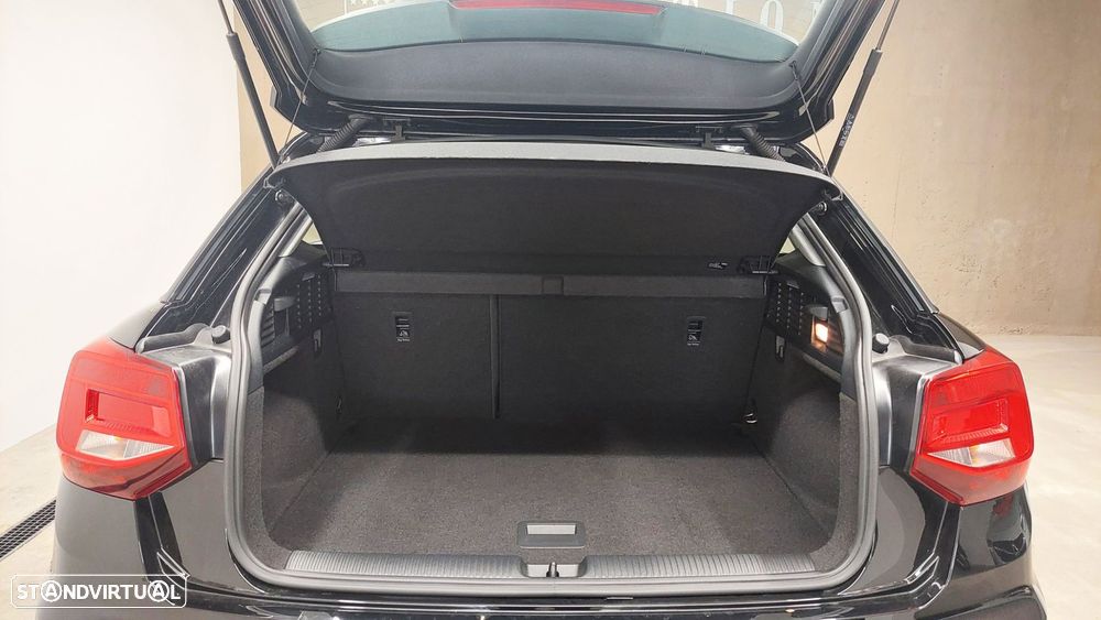 Audi Q2 30 TDI Advanced - 19
