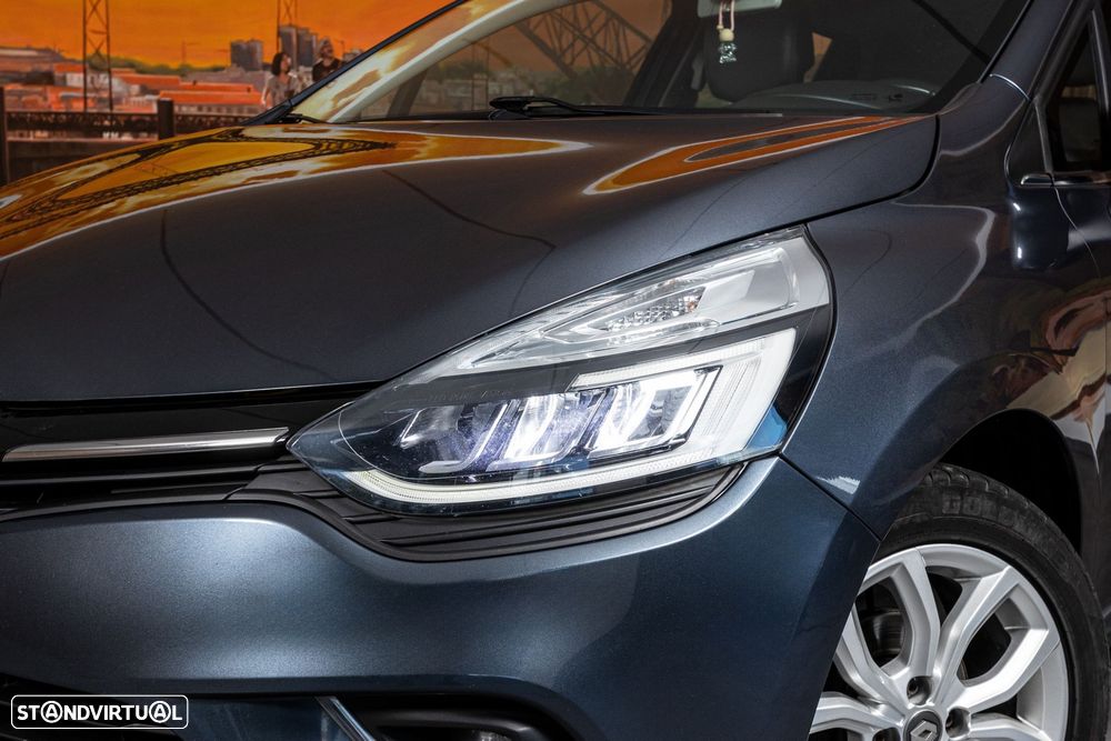 Renault Clio - 6