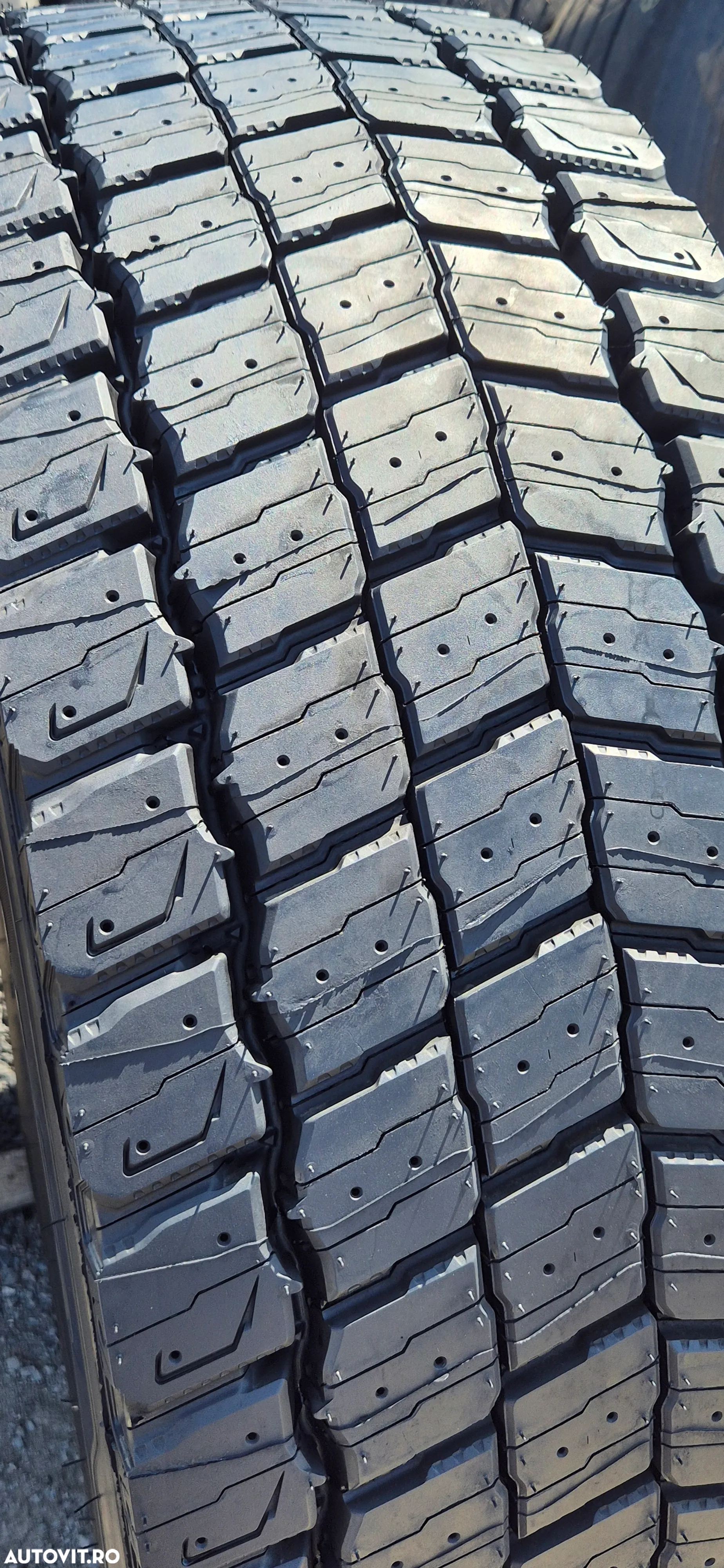 315 70 22.5 Michelin - 5