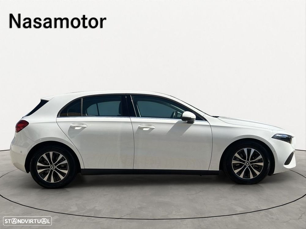 Mercedes-Benz A 200 — fotografia 4