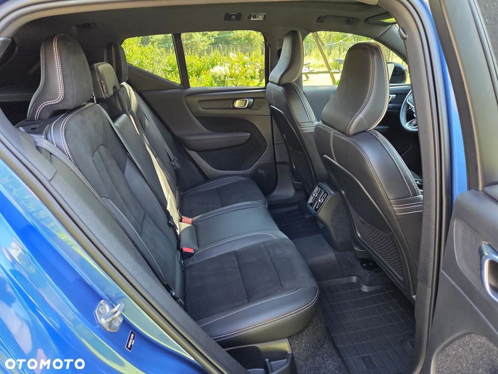 Volvo XC 40 T5 AWD R-Design - 25