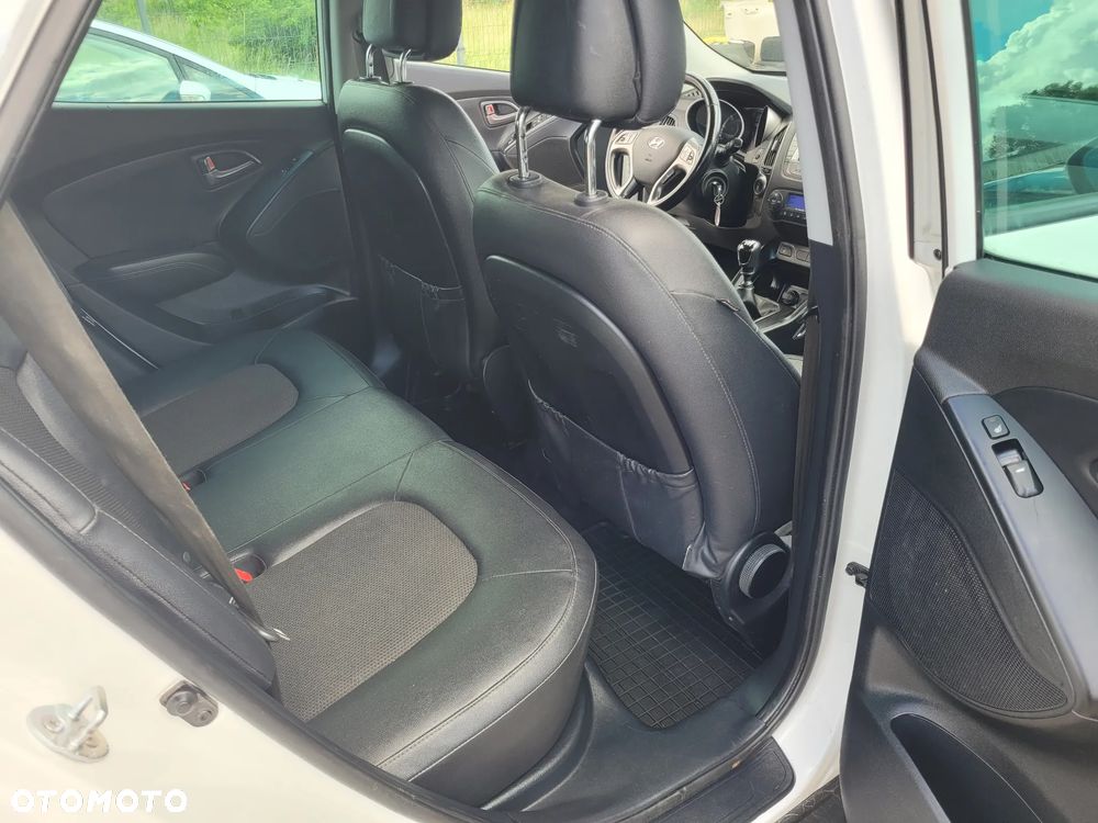 Hyundai ix35 1.7 CRDi 2WD blue Style - 19