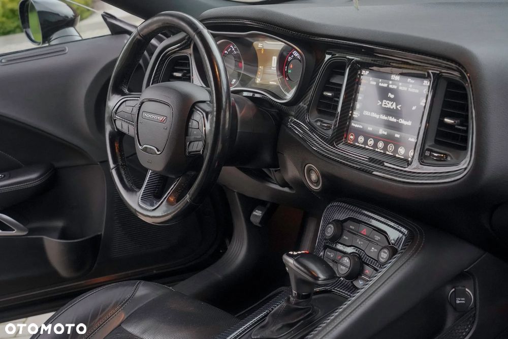 Dodge Challenger 3.6 SXT Plus - 9