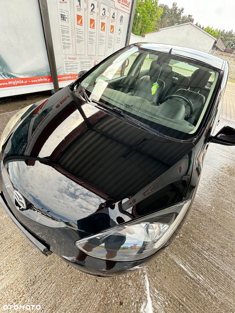 Mazda 2 - 1