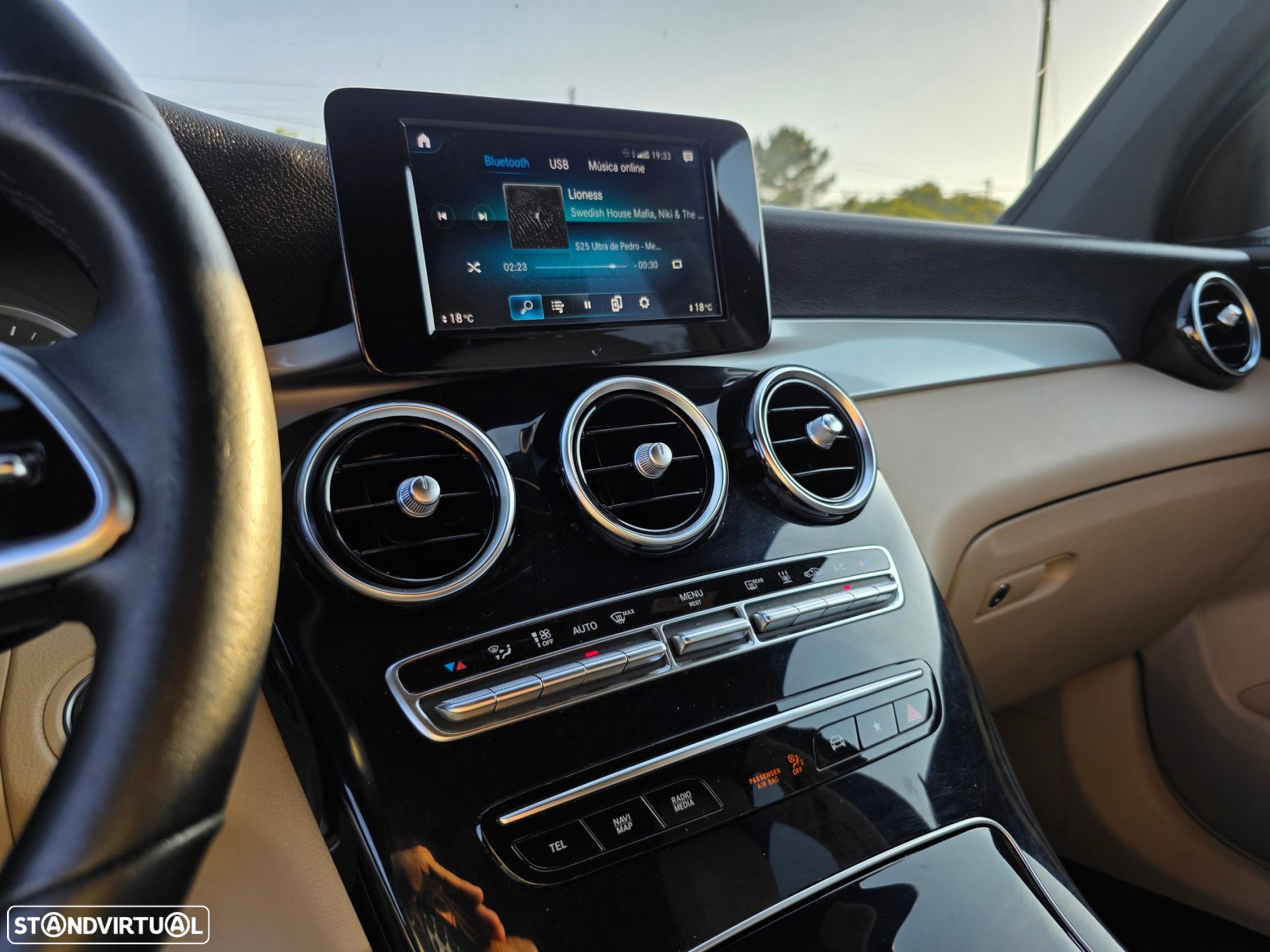 Mercedes-Benz GLC 300 - 14