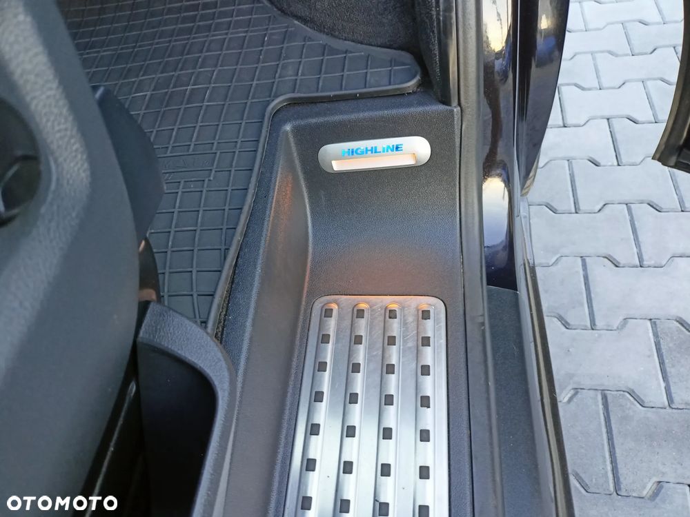 Volkswagen Multivan 2.0 BiTDI L1 70 Years Bulli 4Motion DSG - 34
