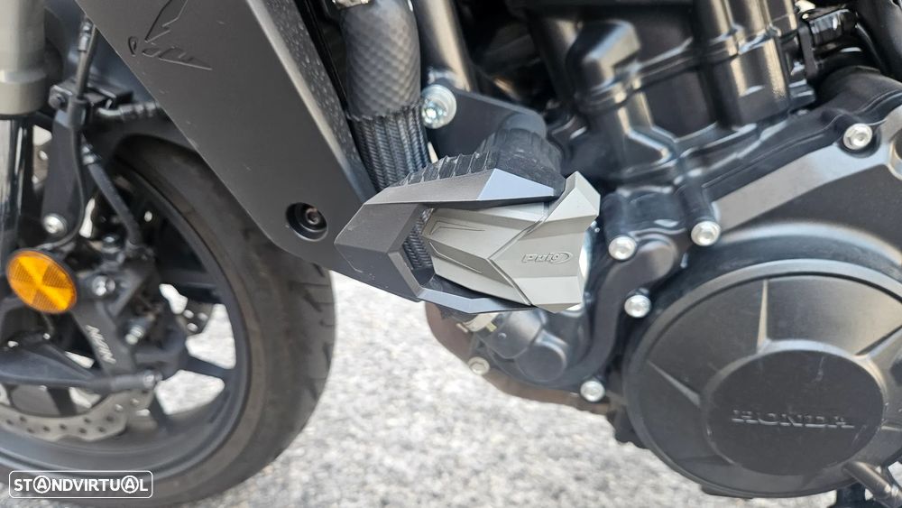 Honda Hornet Hornet 750 - 11