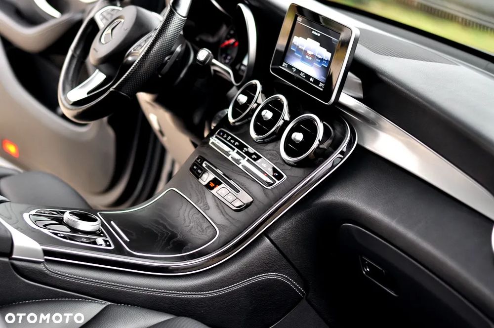 Mercedes-Benz GLC 350 e 4Matic 7G-TRONIC Exclusive - 20