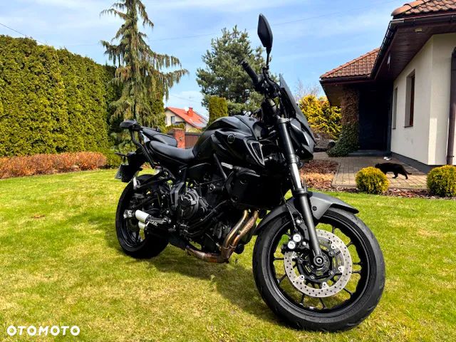 Yamaha MT - 2