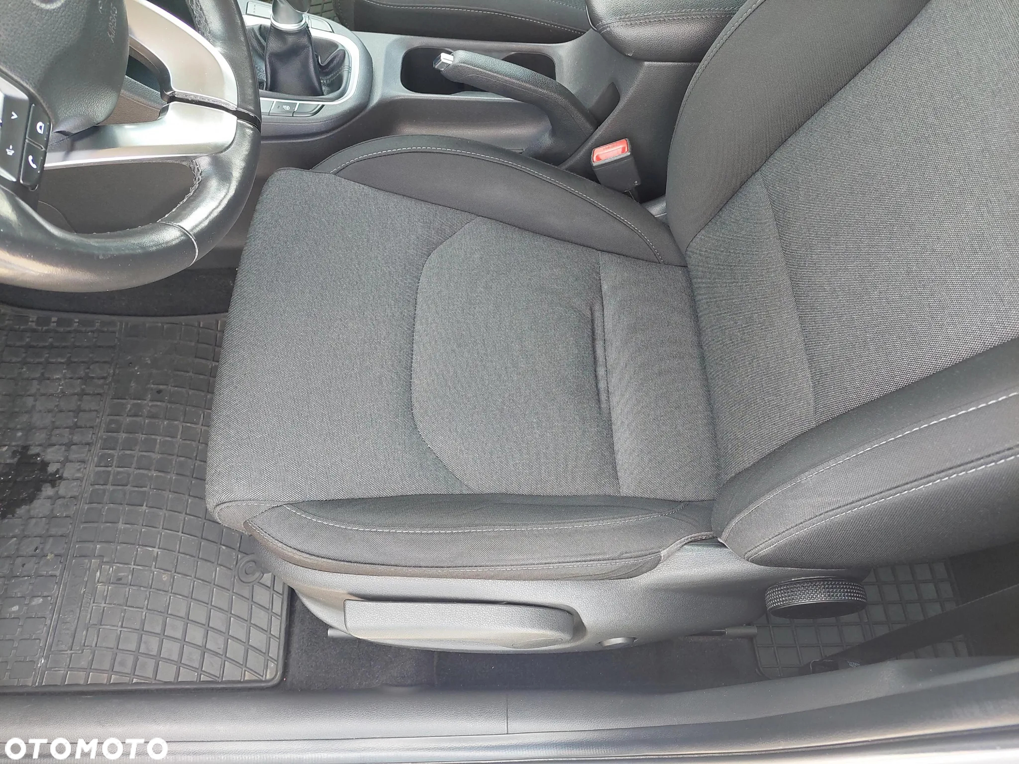 Hyundai i30 1.5 DPI Comfort - 12