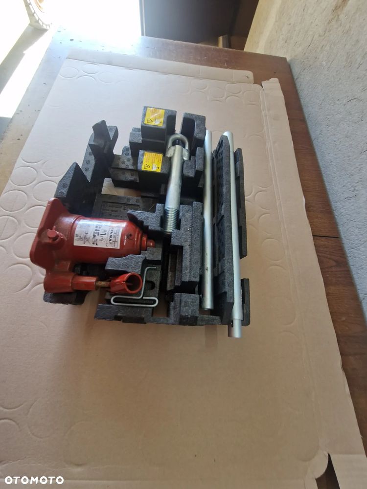 LEWAREK KLUCZ ZESTAW NAPRAWCZY RENAULT MASTER IV - 9