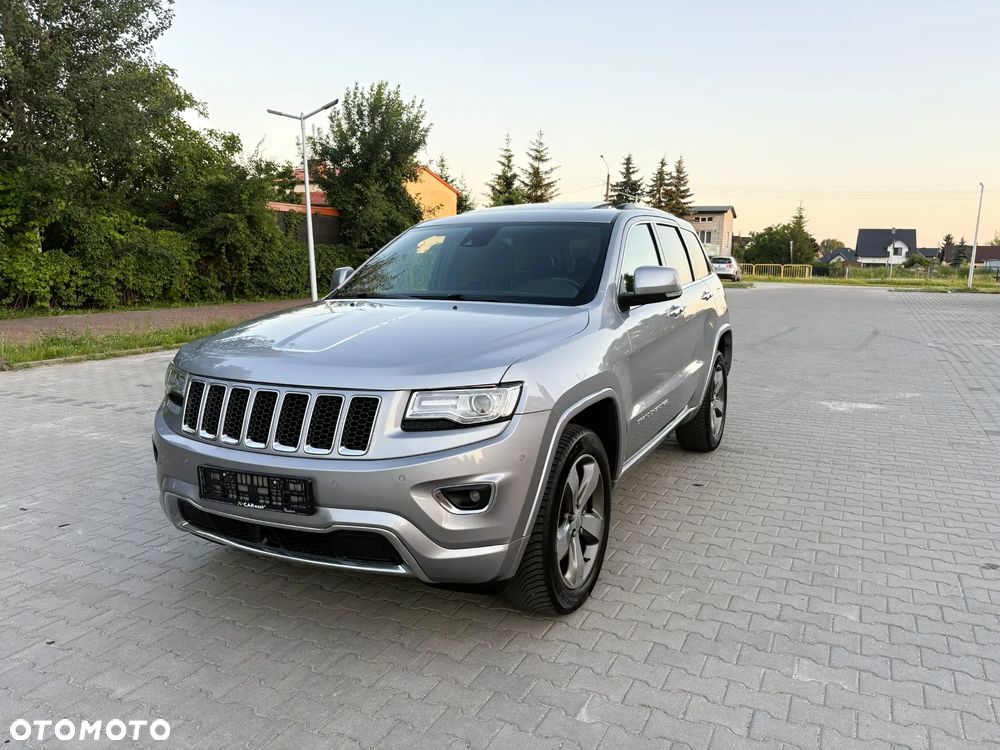 Jeep Grand Cherokee ver-3-0-crd-overland-summit-platinum - 12