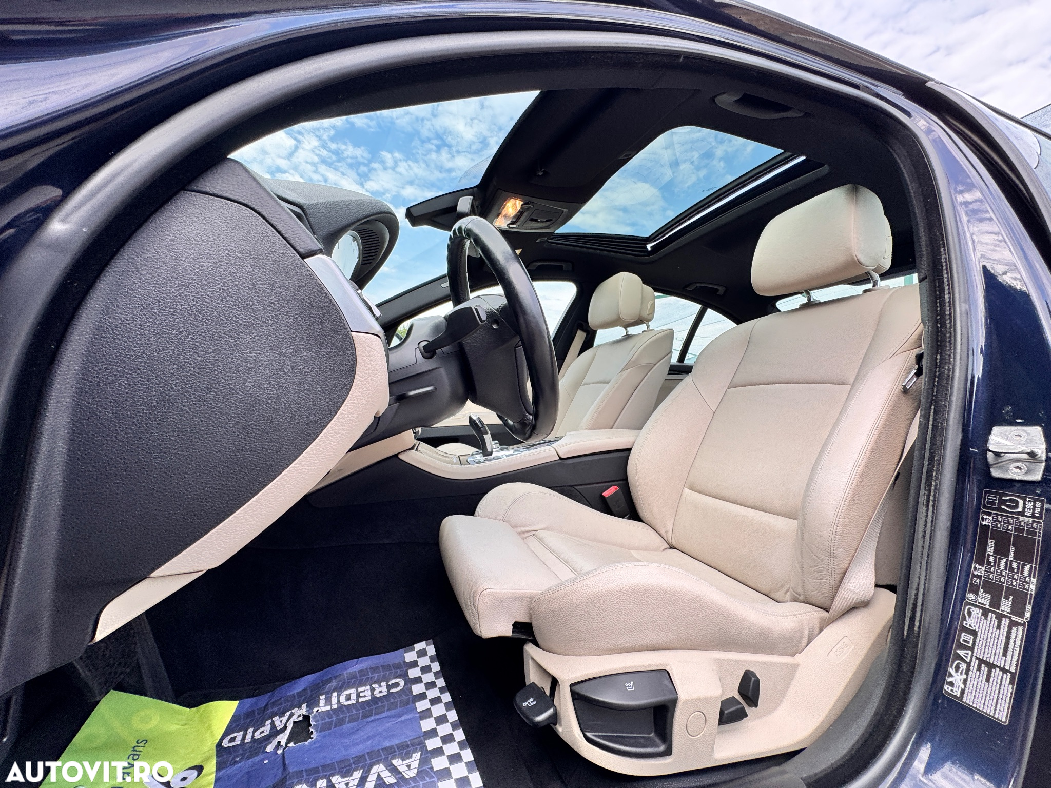 BMW Seria 5 525d xDrive Sport-Aut. - 13