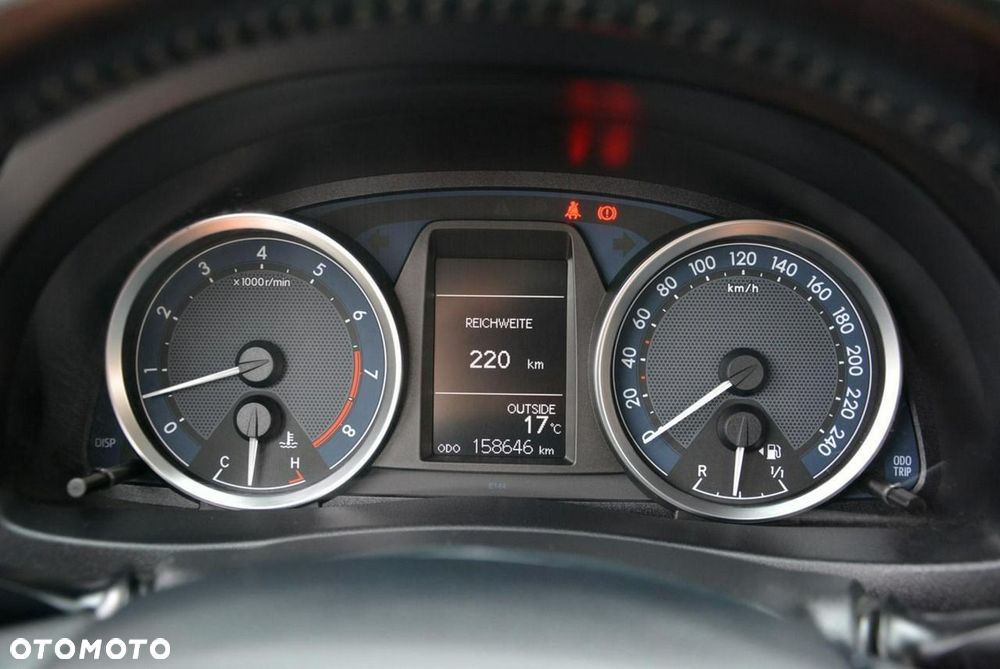 Toyota Auris 1.6 Executive - 24