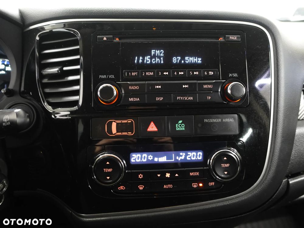 Mitsubishi Outlander 2.2 DI-D 4WD Invite - 31