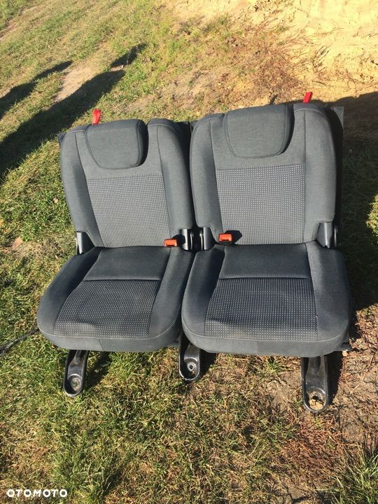 Ford C-max Mk2 Grand Fotele Tył 3 Rząd