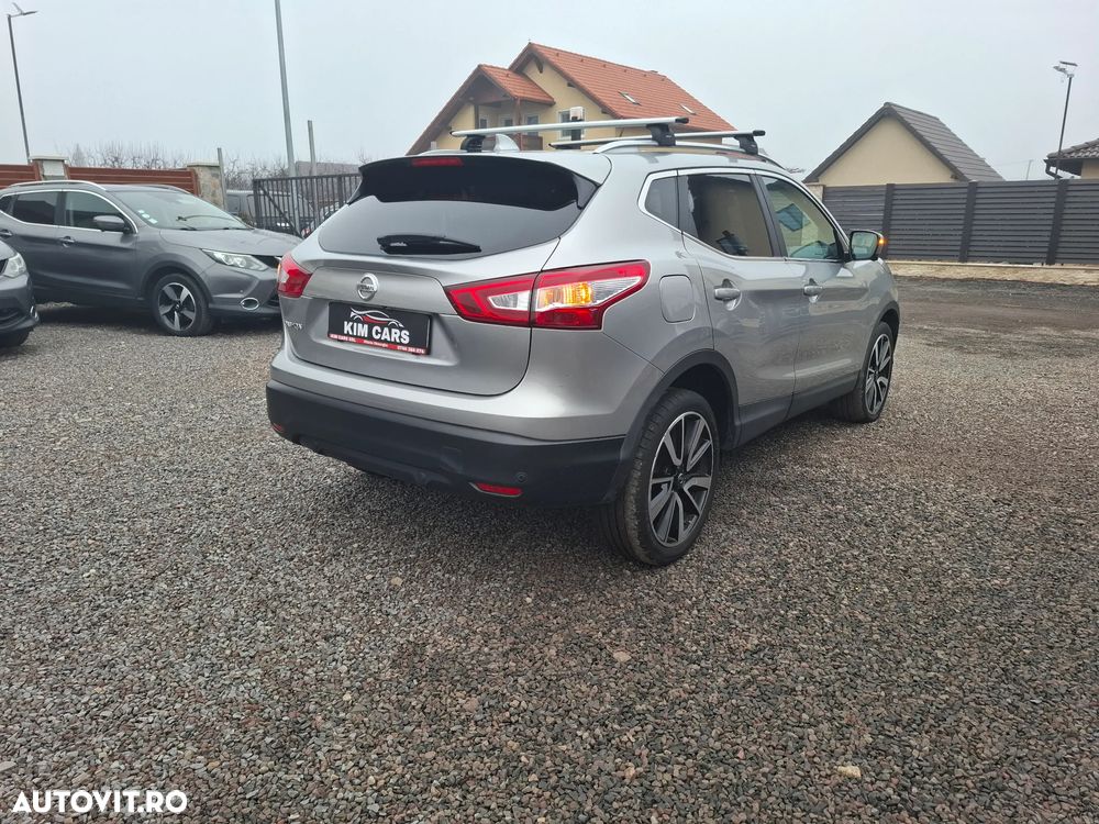 Nissan Qashqai 1.6 DIG-T TEKNA - 16