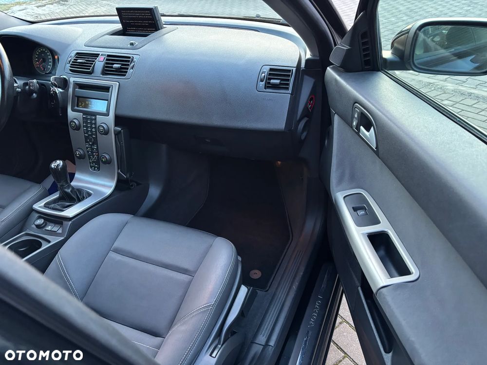 Volvo V50 2.0D DPF Momentum - 11