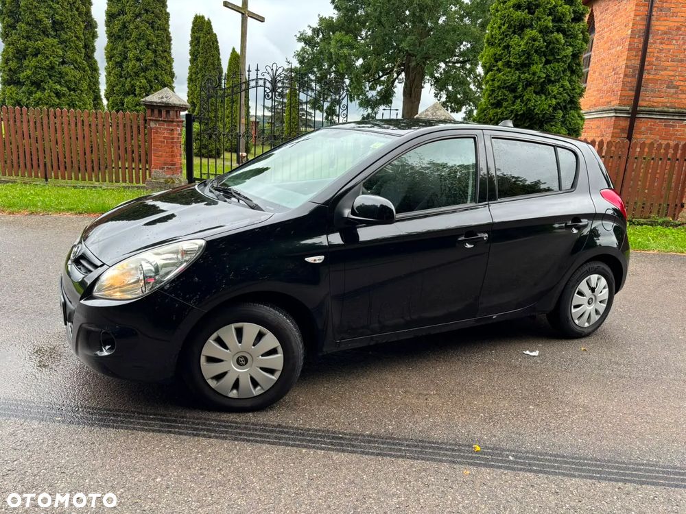 Hyundai i20 1.2 UEFA EURO 2012 Edition - 6