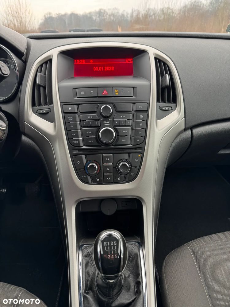 Opel Astra 1.4 Turbo Cosmo - 6