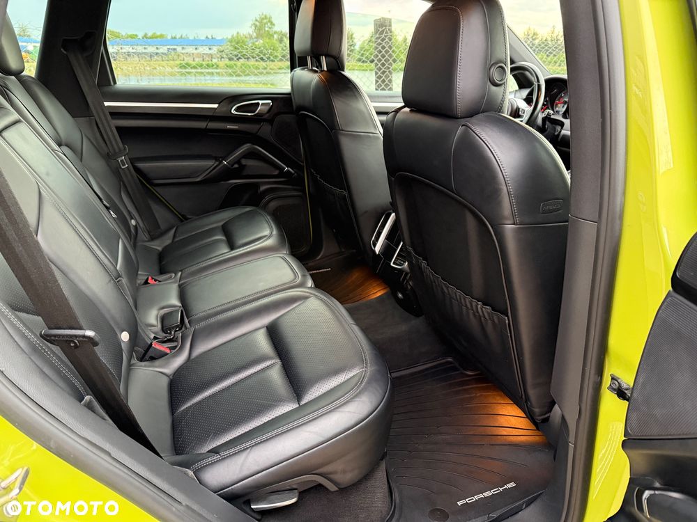 Porsche Cayenne S Diesel - 11
