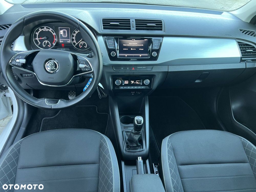 Skoda Fabia - 10